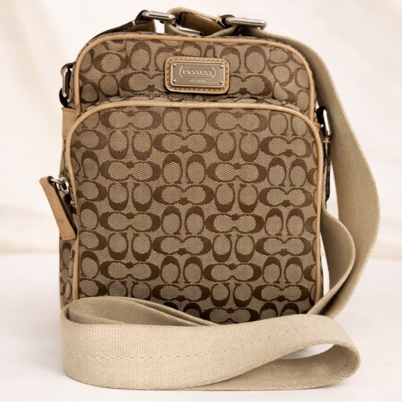 Coach Handbags - Coach Vintage Signature File Bag Crossbody Khaki Brown Canvas Leather